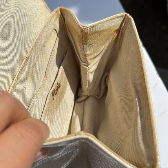 Vintage Small Handbag by Morle. With crystal butterfly clasp.🦋 - Picture 13 of 17